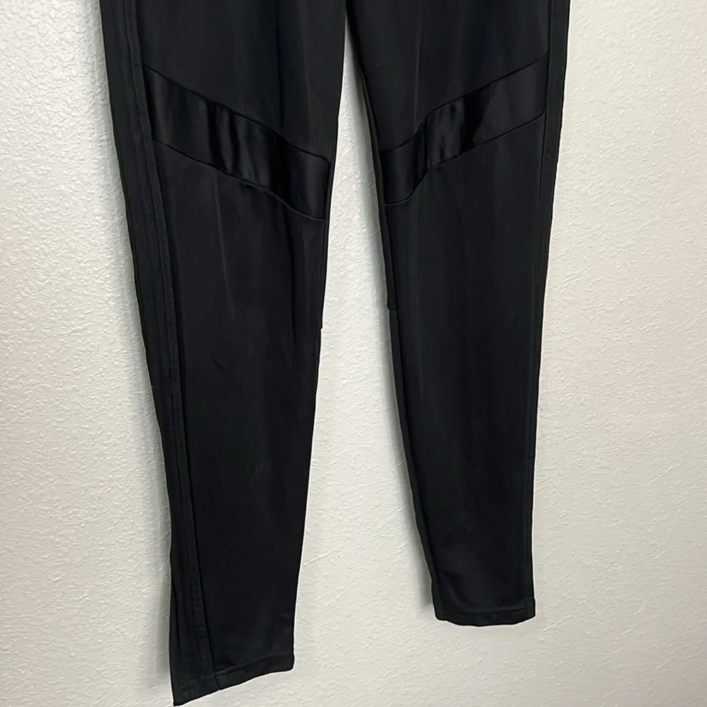 adidas size medium